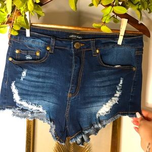 Denim shortie shorts